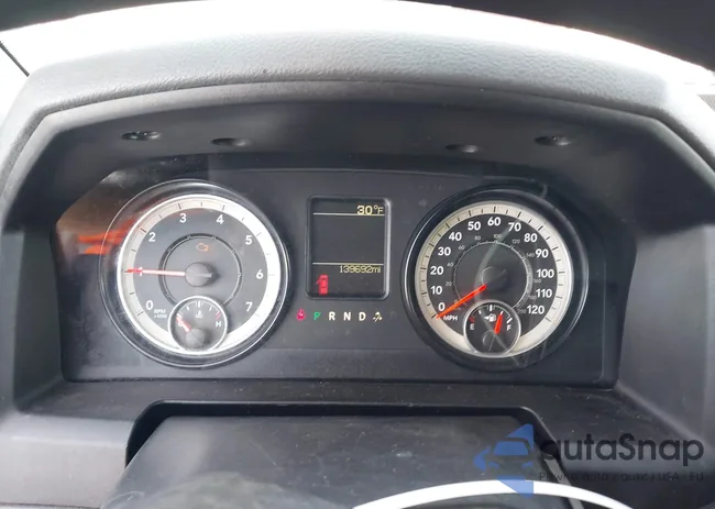 3C6UR5CJ8JG102580: 44291368