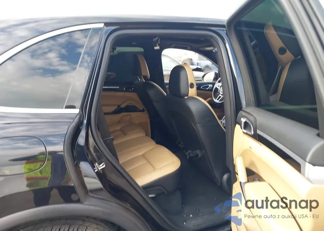 WP1AA2A29GLA05654: 44291388