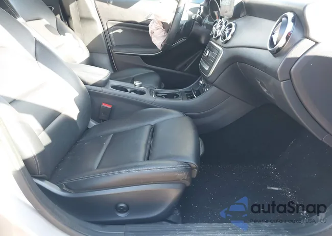 WDCTG4EB4JJ431487: 44291481