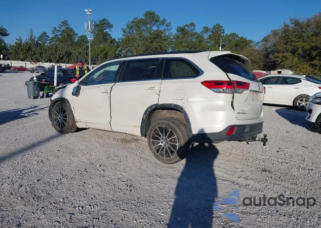 5TDKZRFH1JS533568: 44291517