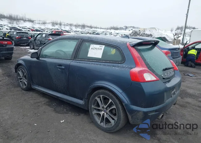 YV1MK672892140329: 44291535