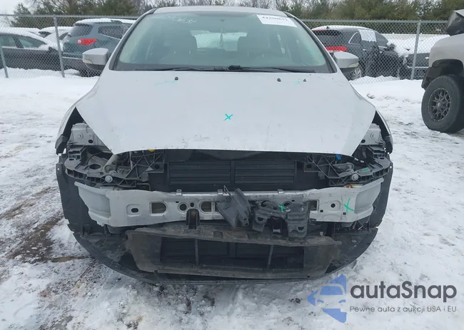 1FADP3N22HL268086: 44290631