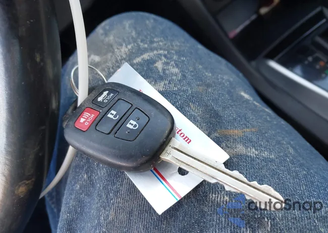 2T1BURHE3HC766601: 44290656