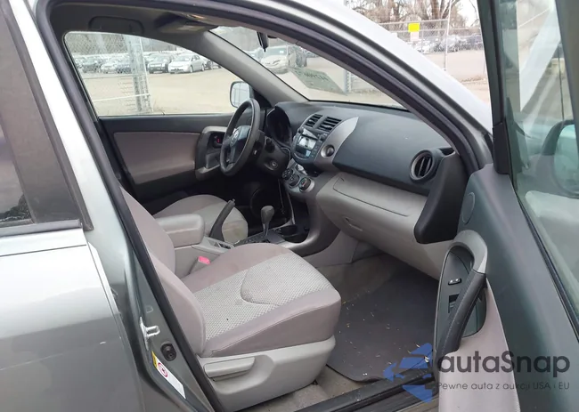 JTMBD33V786075714: 44290672