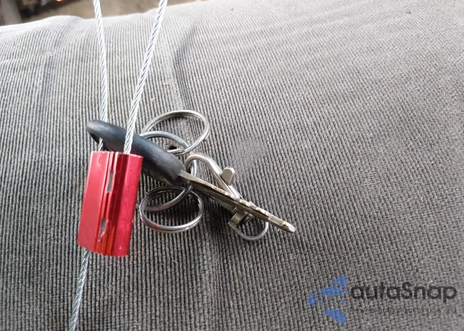 2GCEC19VX41180745: 44290691