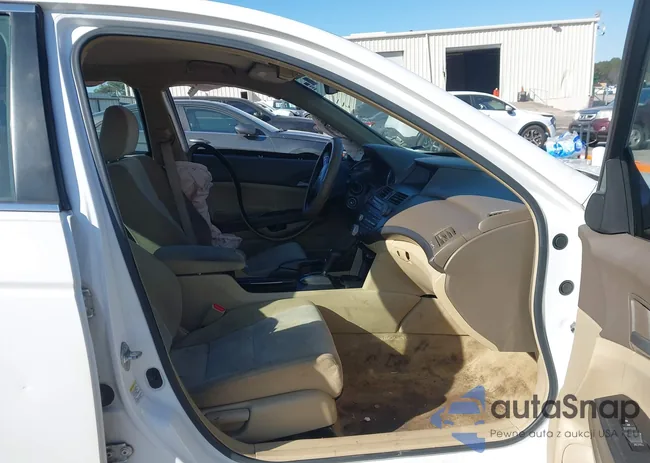 1HGCP26408A101030: 44290741