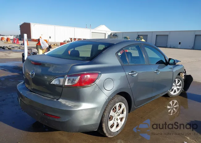 JM1BL1TF9D1746193: 44290833