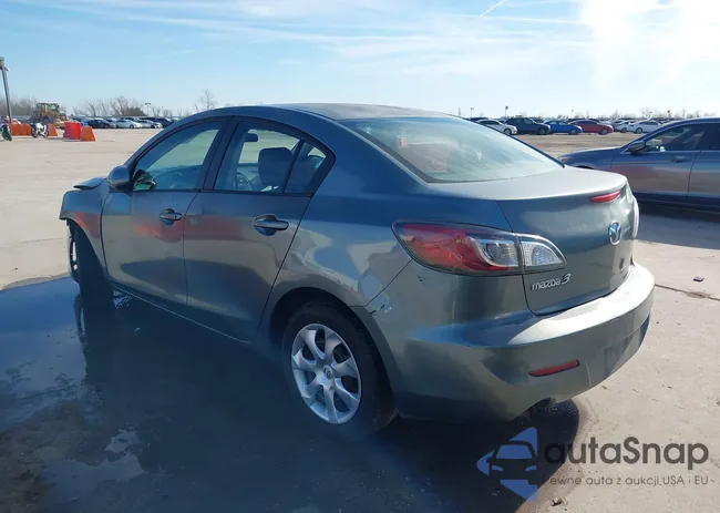 JM1BL1TF9D1746193: 44290833