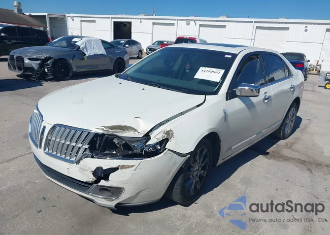 3LNHL2GCXCR824920: 44290892