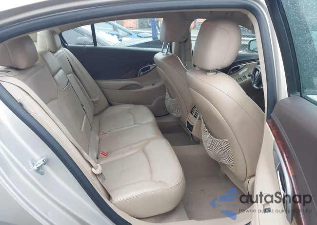 1G4GC5EC8BF333211: 44290895