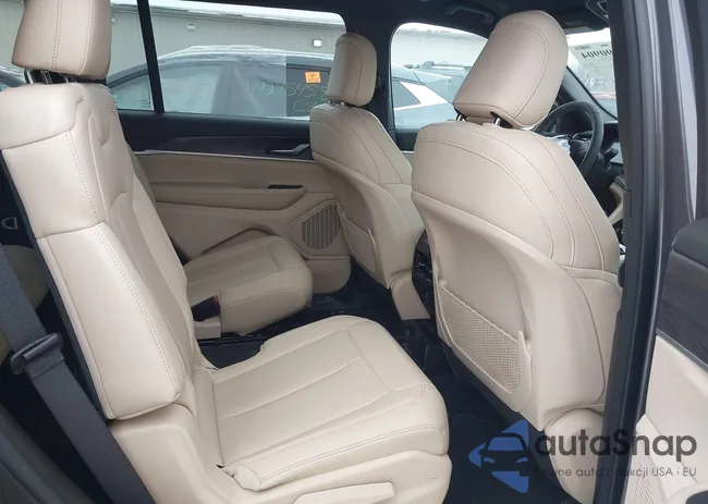 1C4RJKBG6R8607173: 44290904