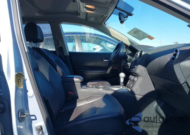 JN8AS5MT8DW010055: 44290907