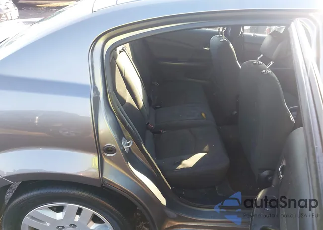 1C3CDZAG4DN757532: 44290977