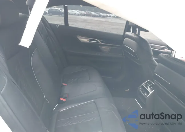 WBA7U2C05NCG83278: 44292053