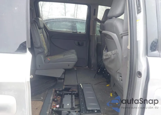 2C4GP54L15R204301: 44292148