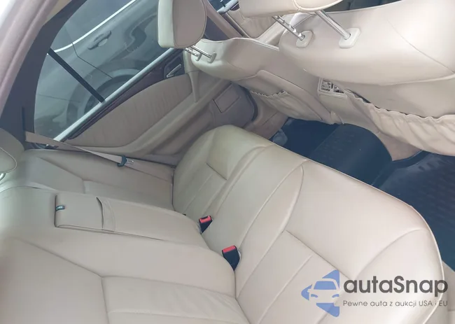 WDBJF55FXVA442152: 44292186