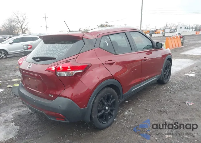 3N1CP5DVXLL521572: 44292272