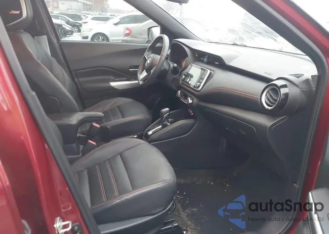 3N1CP5DVXLL521572: 44292272