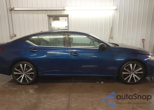 1N4BL4CV2LC186146: 44292307