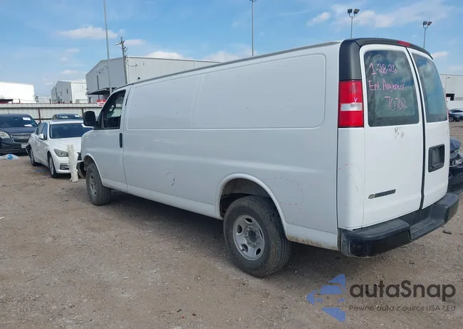 1GCWGBFP2N1221476: 44292357