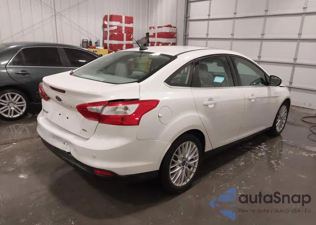 1FAHP3H2XCL290035: 44292461