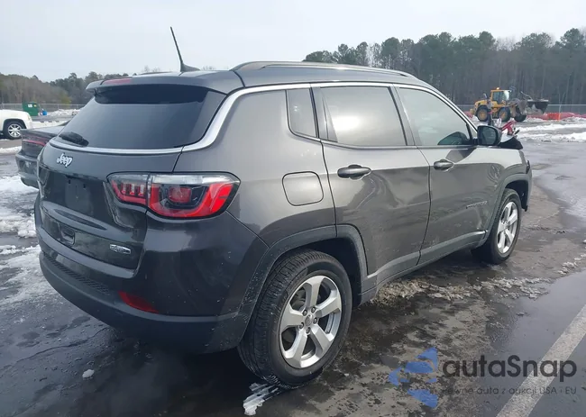 3C4NJCBB2LT102779: 44292509