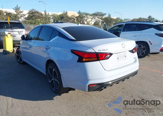 1N4BL4CW6SN307028: 44292604