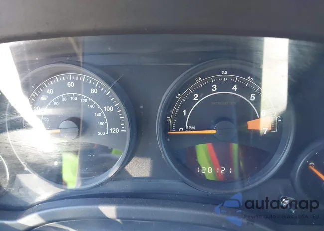 1C4NJDBB6GD772899: 44291634