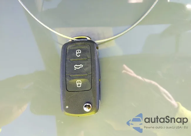 1VWJM7A39JC051455: 44291684