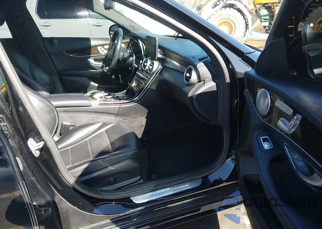 55SWF4KBXGU160962: 44291758