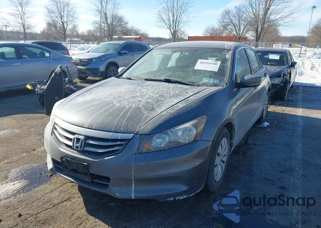 1HGCP2F3XBA141453: 44291920