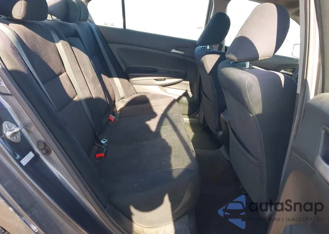 1HGCP2F3XBA141453: 44291920