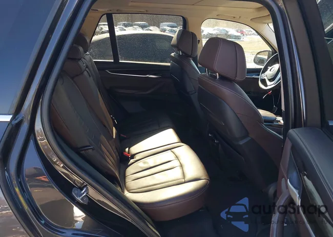 5UXKR0C55G0P19419: 44291949