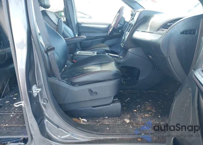 2C4RDGEG8KR750930: 44293048