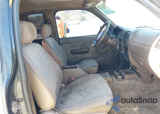 4TAVL52N7WZ005814: 44293126