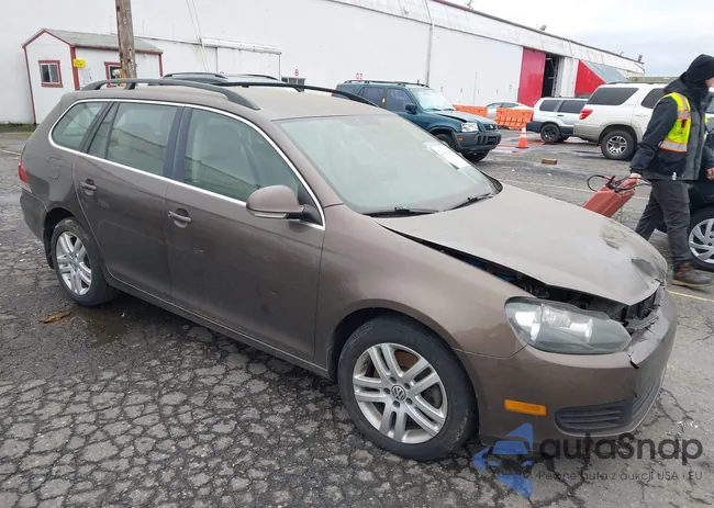 3VWPL7AJ8DM660423: 44293133