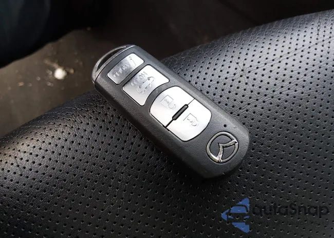 JM1GJ1W53G1474372: 44293156