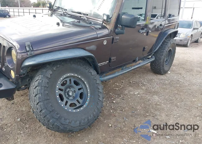 1C4BJWEG2DL655778: 44293181