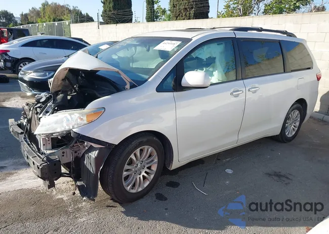 5TDYK3DC2FS617070: 44293187