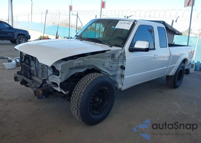 1FTYR14E09PA67108: 44293302