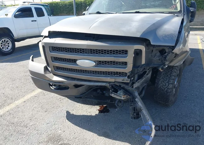 1FMSU43P85EA23061: 44293332