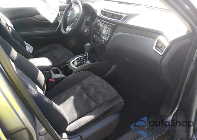 JN8AT2MT3GW011176: 44293337