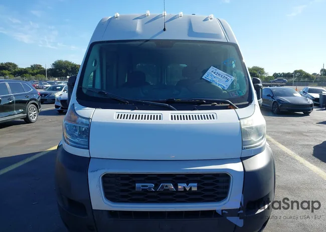 3C6TRVCG9KE525780: 44293356