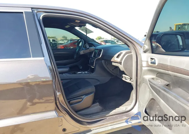 1C4RJEAG1EC488457: 44293365