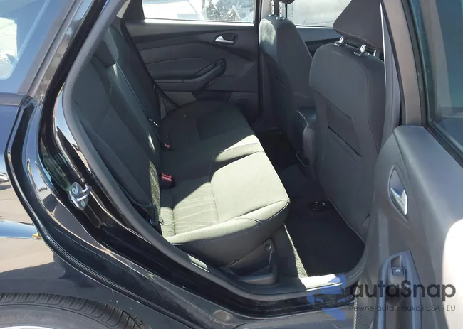 1FADP3F27HL244381: 44293367