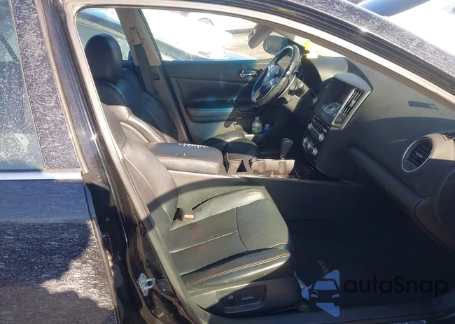 1N4AA5AP2CC869363: 44293402