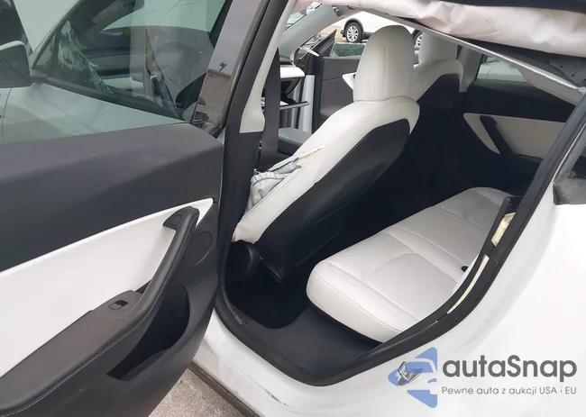 5YJYGDEE0MF244216: 44293425