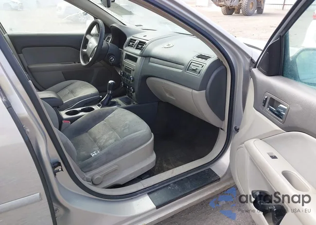 3FAHP0HA2AR117338: 44293553