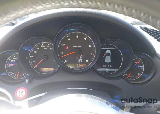 WP1AA2A28GKA11046: 44292733