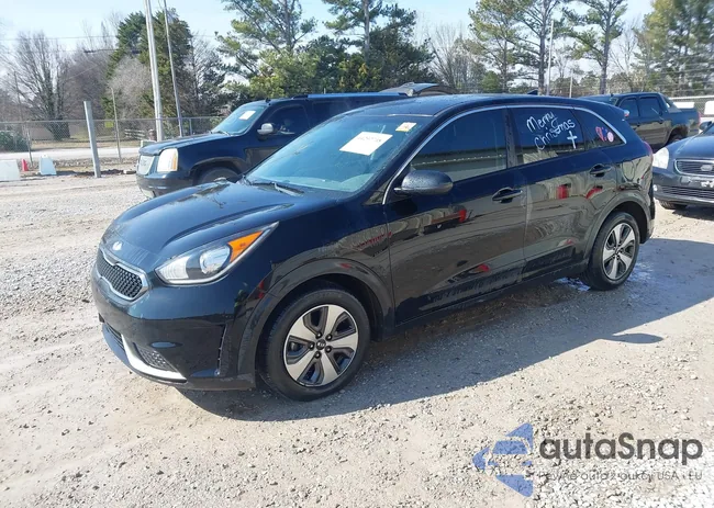 KNDCB3LC9H5040039: 44292748